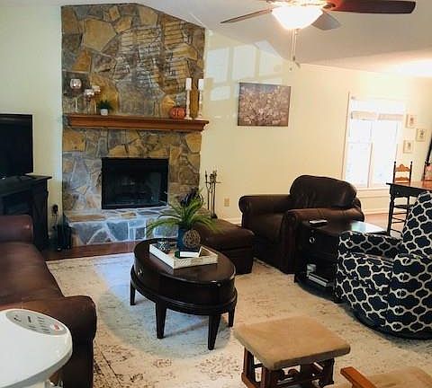 2nd image of 1429 Filly Ct