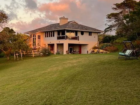 56-2995 Akoni Pule Hwy #A, Hawi, HI 96719