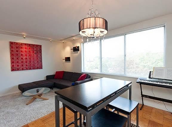 Living Room 4