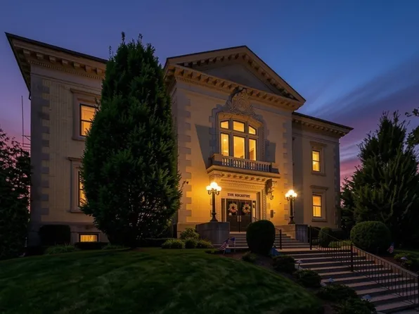 7 Russell St #304, Plymouth, MA 02360