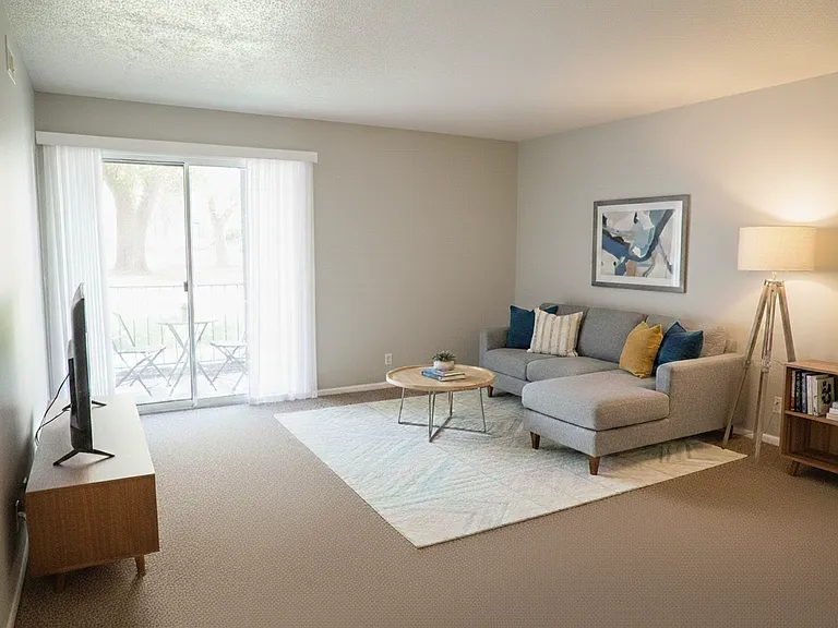 Juniper Gardens — Photo 16