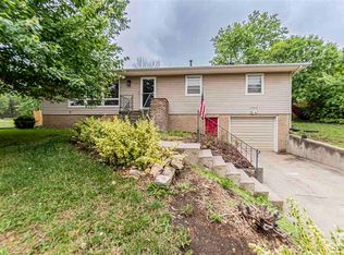 1325 Goodin Dr, Clay Center, KS 67432