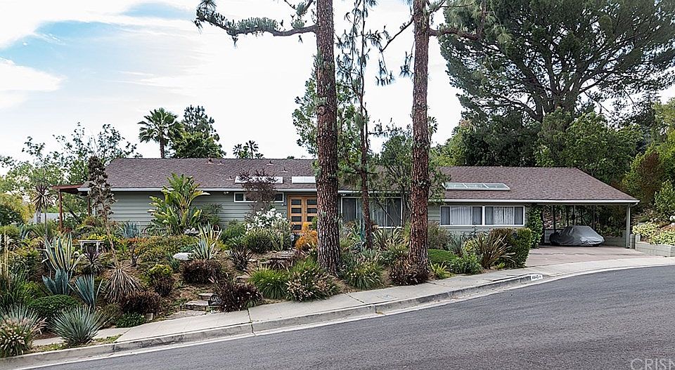 1st image of 4643 La Subida Pl