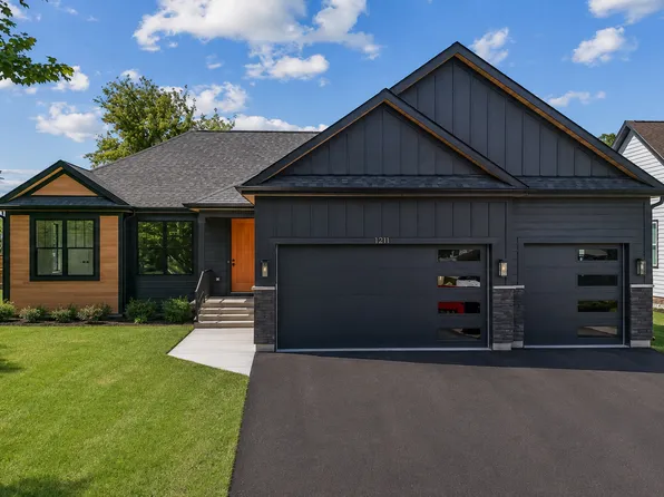 1211 Noble Dr, Pt Barrington, IL 60010