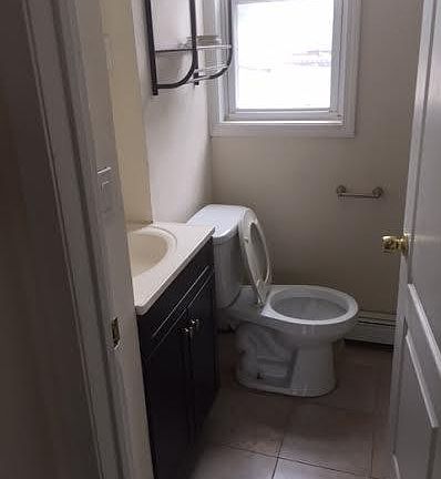 2nd image of 127 Lafayette Ave APT 1