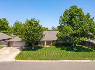 2901 Chapel Hill Rd, Oklahoma City, OK 73120