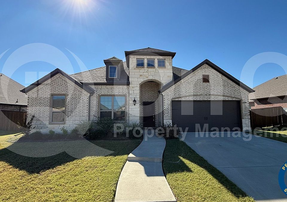 1st image of 533 Oleander Dr