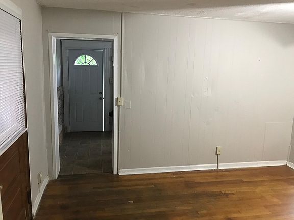 3rd image of 107 W McMillan St #B
