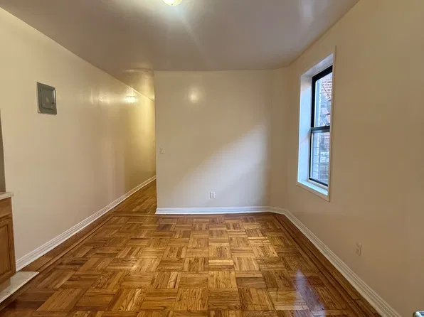 1134 Stratford Ave APT 3J, Bronx, NY 10472