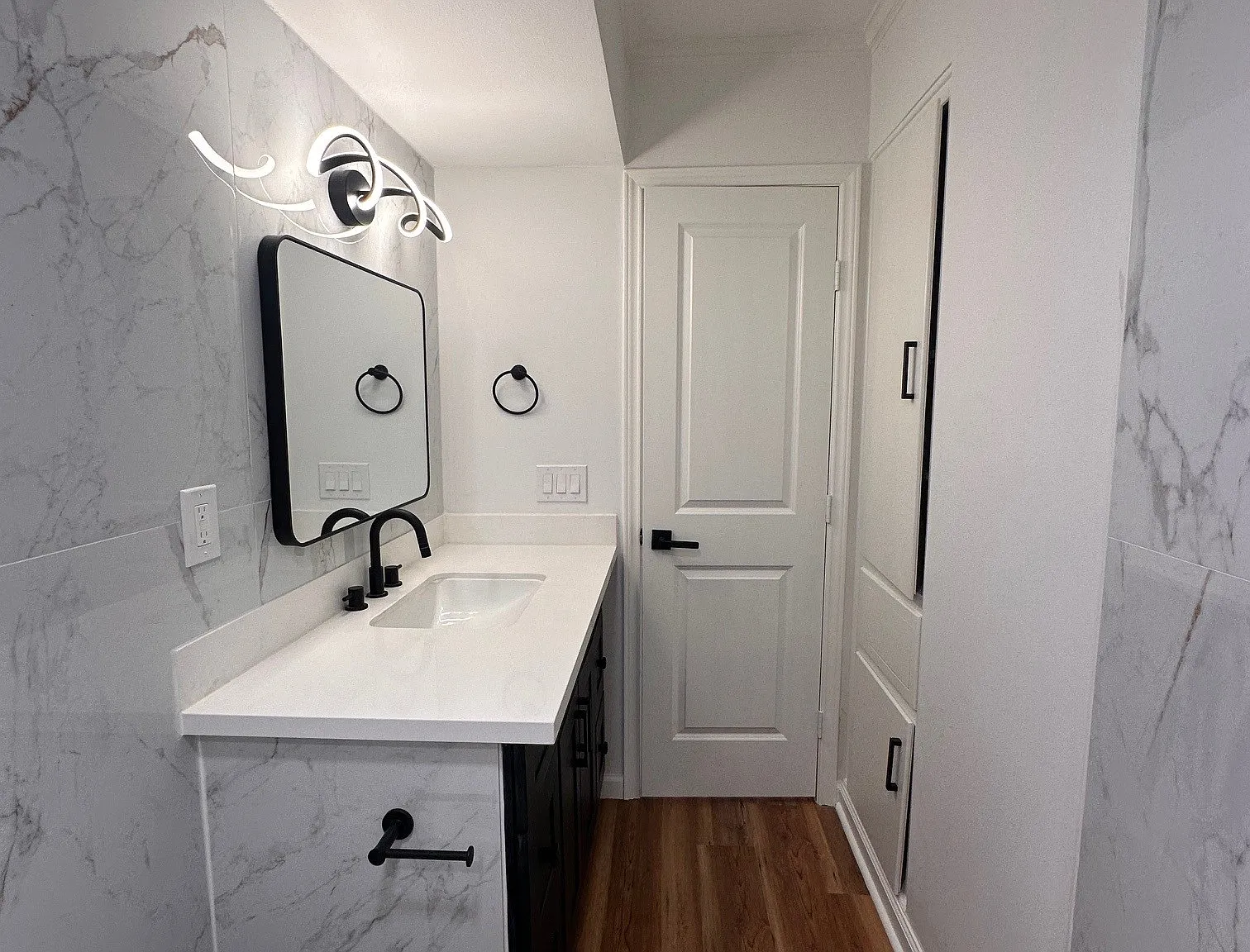 2 bed, 1198 sqft, $2,000 — Photo 3