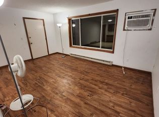 522 Sadie St #7, Laurens, IA 50554