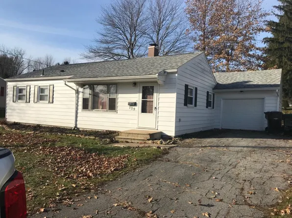 739 Hasenflu Dr, Hermitage, PA 16148