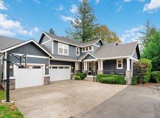 2952 Beacon Hill Dr, West Linn, OR 97068
