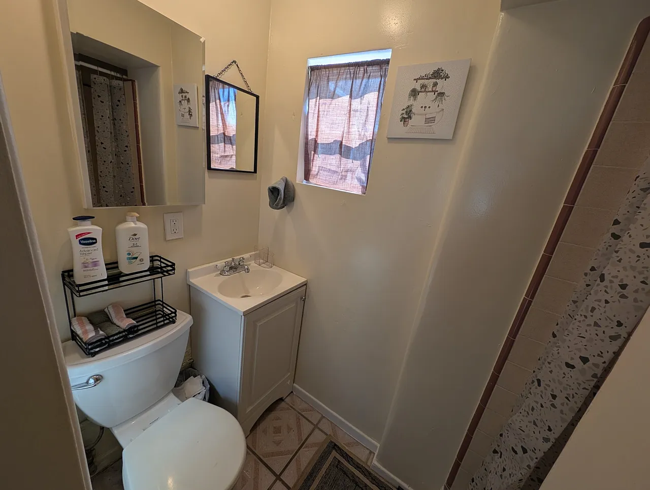 Studio, 400 sqft, $1,750 — Photo 3