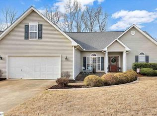 502 Walkingstick Way, Simpsonville, SC 29680