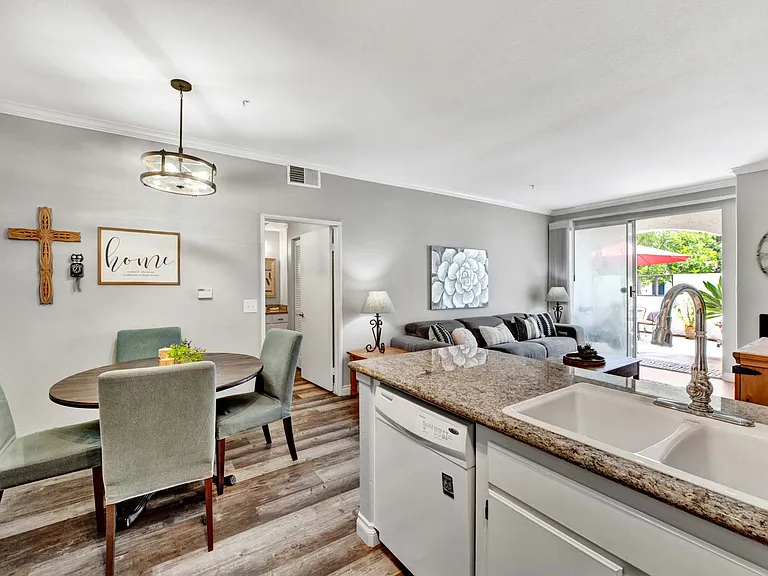 13133 Le Parc #601 — Photo 15