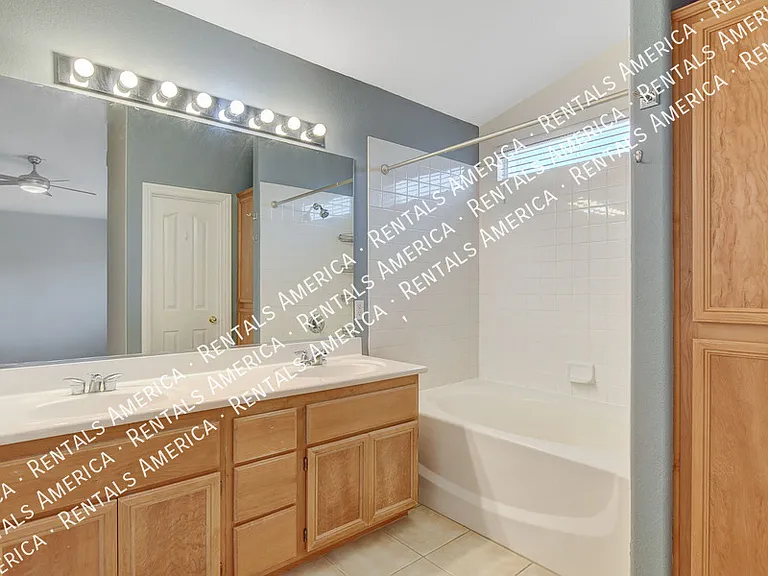 7624 Whispering River St — Photo 24