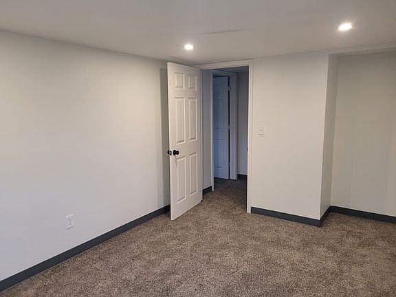 2nd image of 573 Bedford St #2