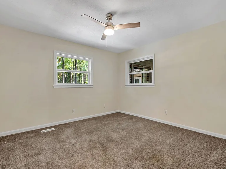 7916 Skipper Ln — Photo 25