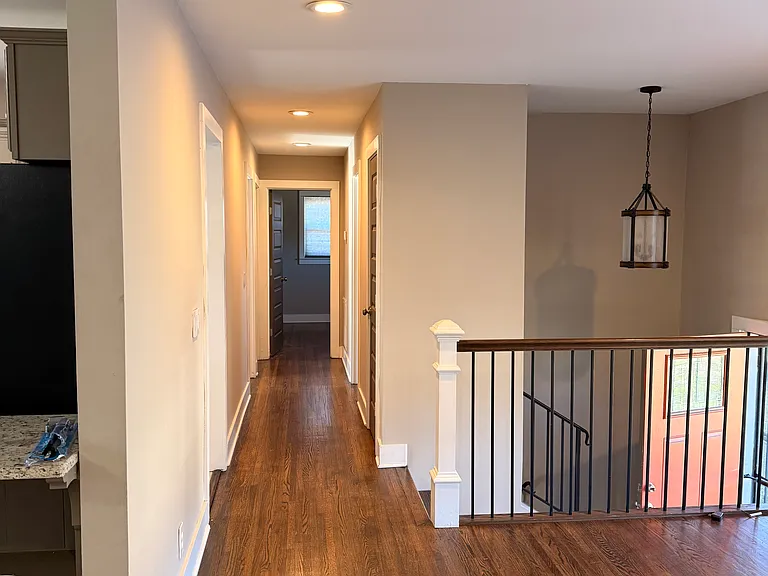 237 Eisenhower Dr — Photo 6
