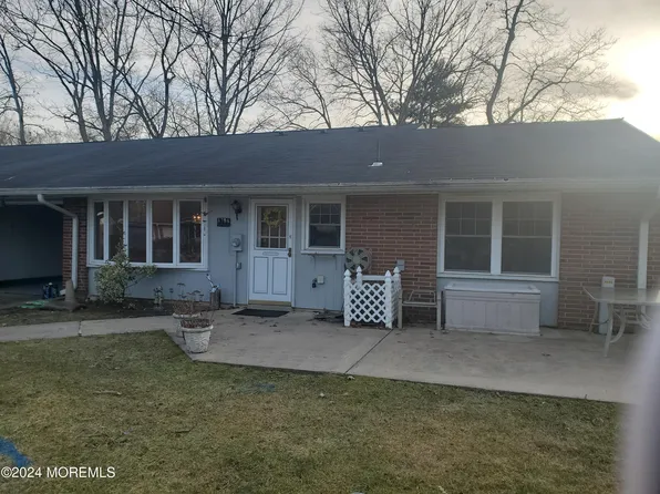 170A Sterling Court, Lakewood, NJ 08701