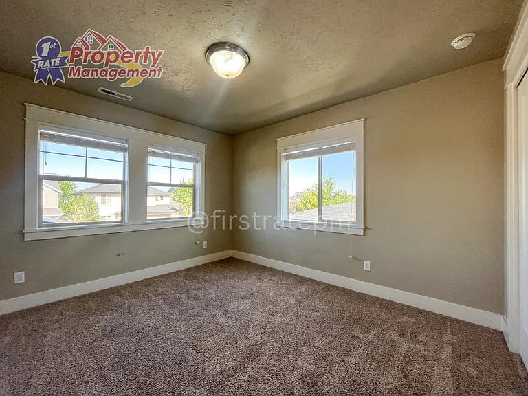 8132 S Red Cliff Ave — Photo 45