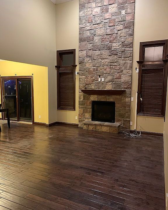 1st image of 9771 Hibiscus Ln