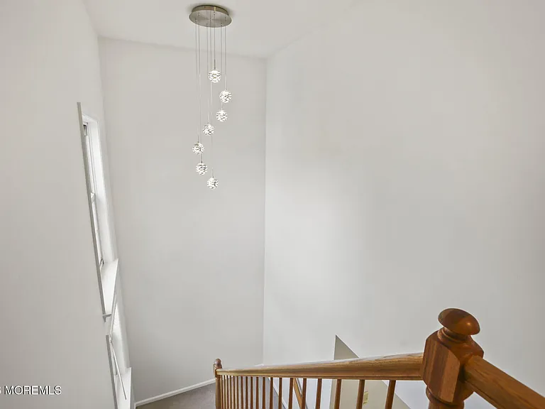 761 Banyan Ct — Photo 30