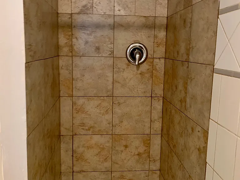 3316 N Southport Ave #1R — Photo 5