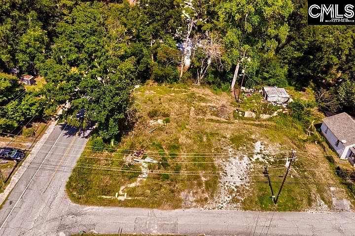 1st image of 308 Nelson St
