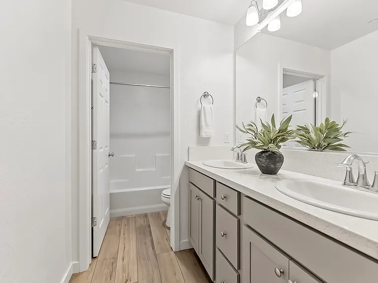 6690 E Adena Ave — Photo 21