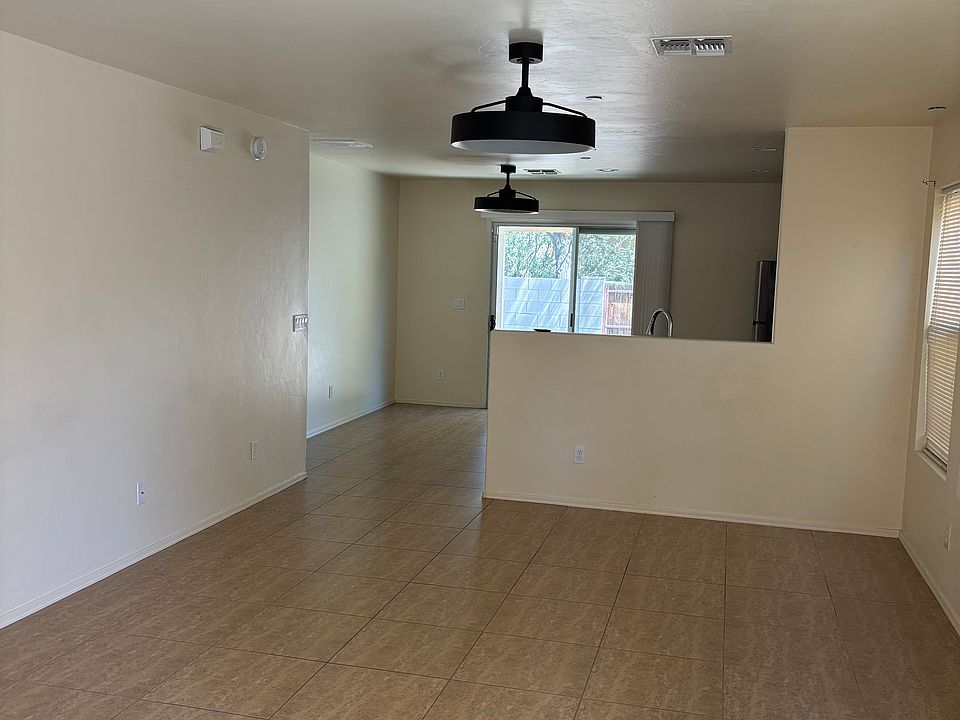 2nd image of 3176 W Treece Way
