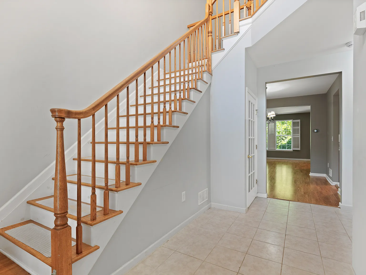 2 bed, 2.5 bath, 1755 sqft, $3,500 — Photo 4