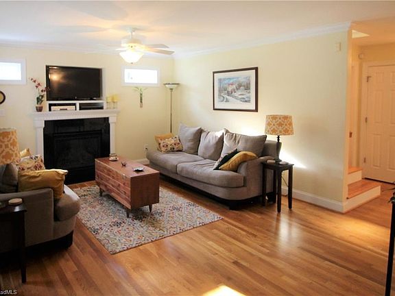 4th image of 8300 Berrywood Ct