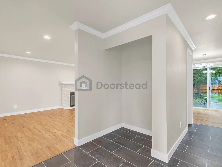 5300 172nd St SW — Photo 5