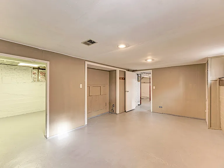 4915 Edward Ave — Photo 20