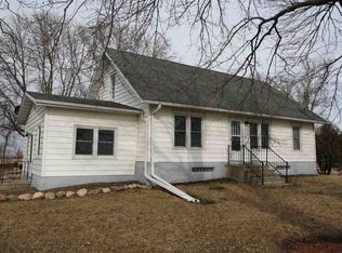 8667 J Ave, Fayette, IA 52142