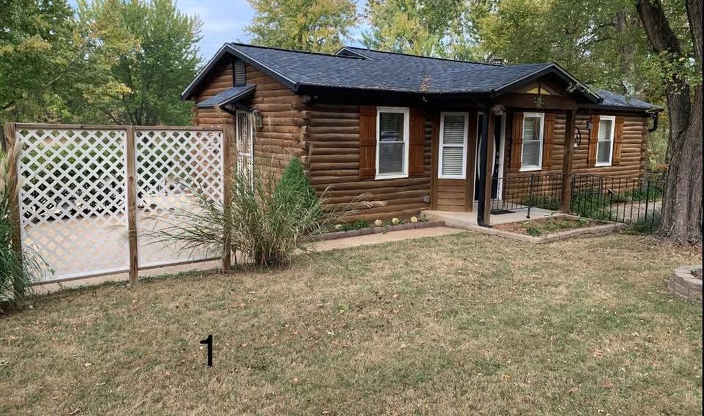 14729 Southlake Dr - Property Image