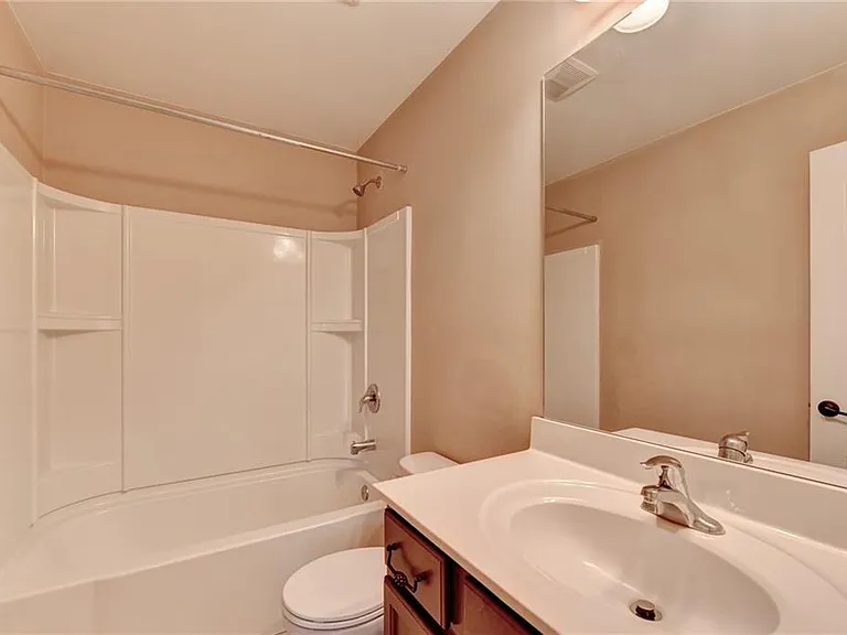 3709 Union Park Dr — Photo 31