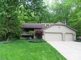 8920 Doral Dr, Mentor, OH 44060