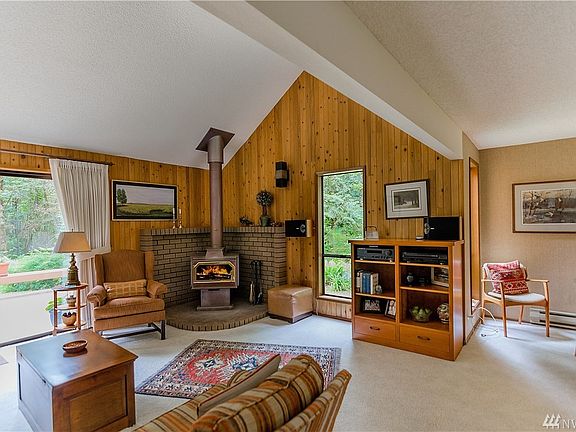 3rd image of 4725 Ashram Ln NW