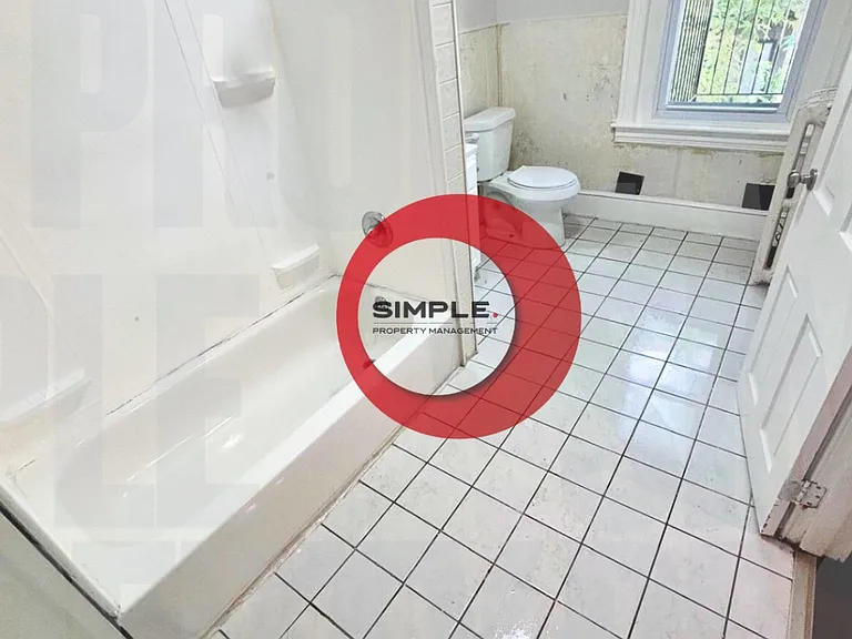 200 S 6th St #3F — Photo 7