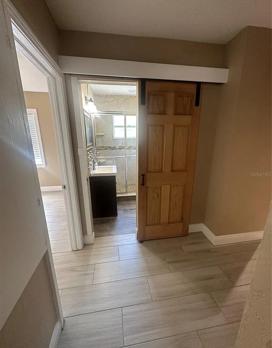 3802 West San Juan Street - 1 — Photo 2