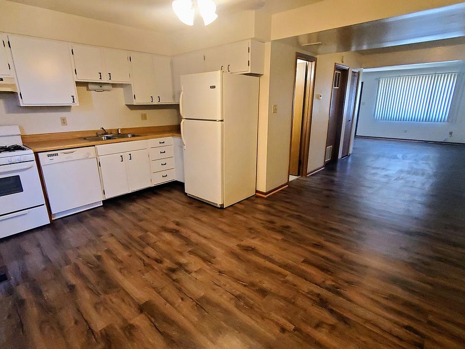 1st image of 3601 Ash St Unit B