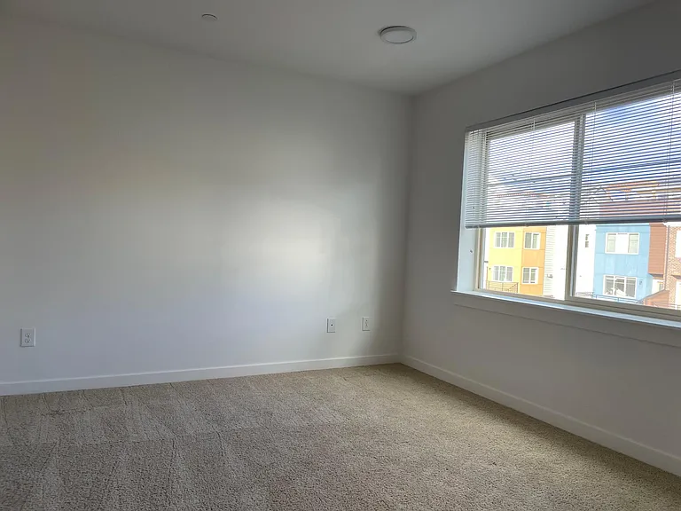 1440 157th Ct NE — Photo 9