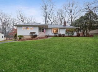 876 Country Club Rd, Bridgewater, NJ 08807