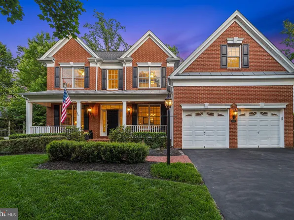 5905 Berryville Ct, Haymarket, VA 20169