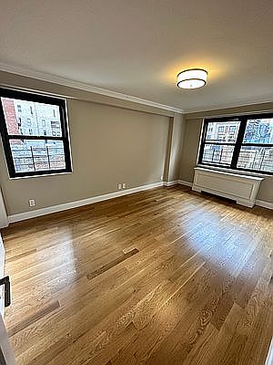 3rd image of 160 E 88th St APT 7A