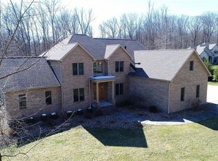 9065 Briarwood Ct, Canfield, OH 44406