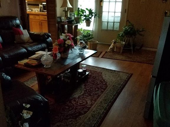 4th image of 3009 SW Taylor Dr